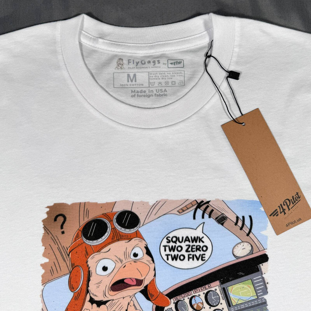 Aviation comic T-shirt neckline and tag detail